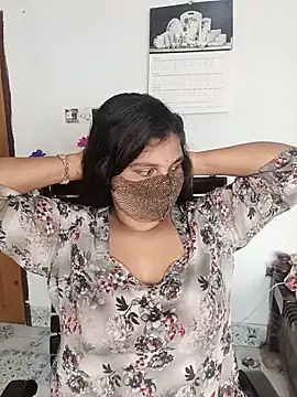Hot-Angel  online show from 06-06-26, 01:21