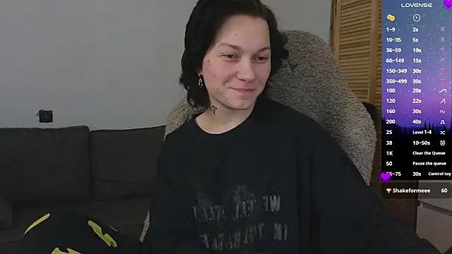 esajukyy online show from 04-21-26, 03:07