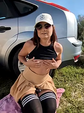 Snapshot of Samira-Summer chatting on 12-01-25, 10:20 Samira-Summer online show from 12-01-25, 10:20