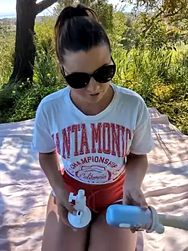 Samira-Summer online show from 04-11-26, 07:24