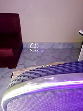 Olivia3 online show from 10-13-25, 09:59