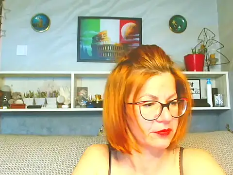 Snapshot of Natali3855 chatting on 06-07-26, 05:55 Natali3855 online show from 06-07-26, 05:55