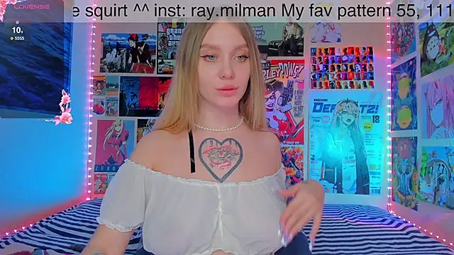 Snapshot of AliceMilman chatting on 02-06-25, 12:37 AliceMilman online show from 02-06-25, 12:37