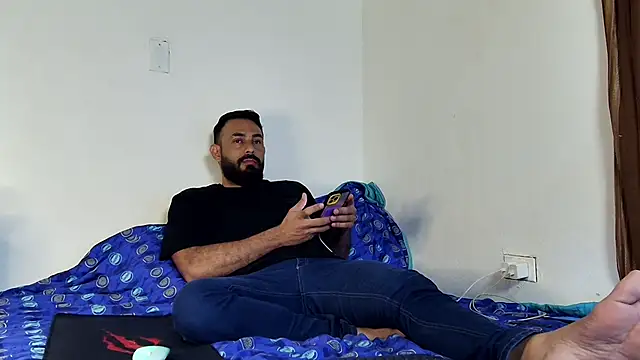 Snapshot of BEN_BLAZE chatting on 03-03-25, 04:46 BEN BLAZE online show from 03-03-25, 04:46