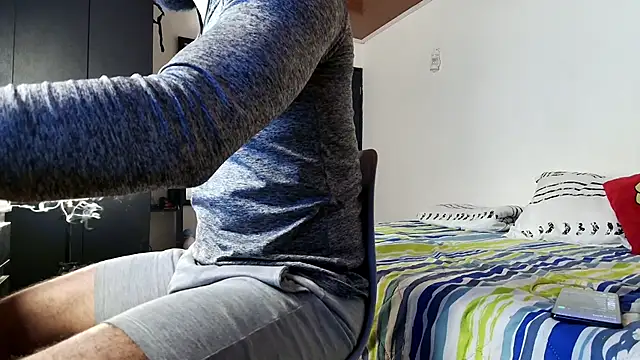 Snapshot of BEN_BLAZE chatting on 03-13-25, 03:00 BEN BLAZE online show from 03-13-25, 03:00