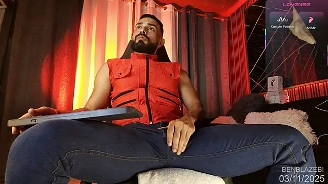 Snapshot of BEN_BLAZE chatting on 11-03-25, 06:14 BEN BLAZE online show from 11-03-25, 06:14