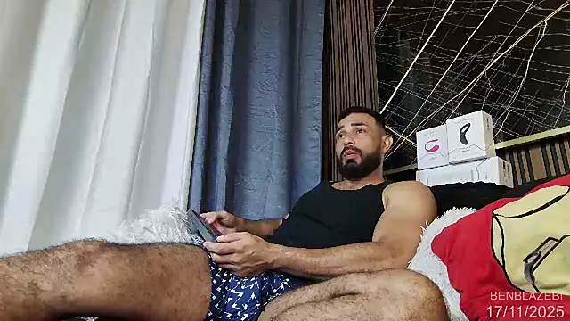 Snapshot of BEN_BLAZE chatting on 11-17-25, 12:22 BEN BLAZE online show from 11-17-25, 12:22