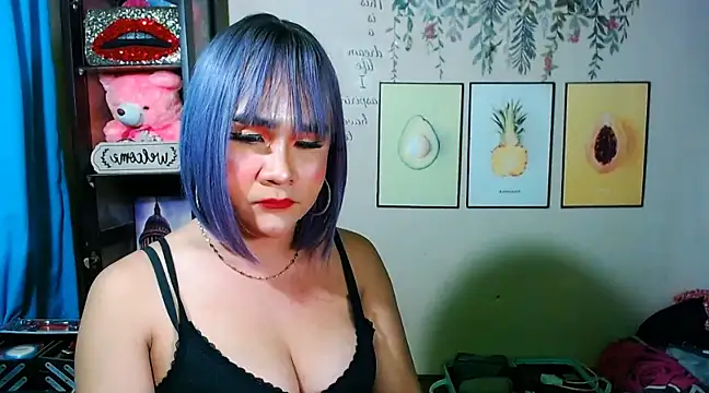 Snapshot of MS_SexCumEducation_TS chatting on 03-19-25, 02:35 MS SexCumEducation TS online show from 03-19-25, 02:35