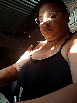 chubby sexy big tits online show from 09-10-25, 11:43