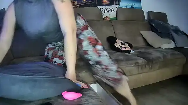 Snapshot of MissSharp chatting on 12-28-24, 08:04 MissSharp online show from 12-28-24, 08:04