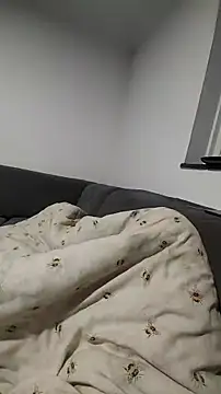 houy111111 online show from 09-26-25, 08:13