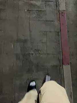 Lahcene online show from 11-26-25, 08:54