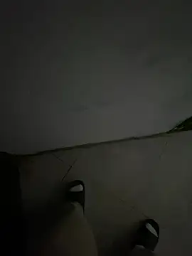 Snapshot of Lahcene chatting on 01-09-26, 09:05 Lahcene online show from 01-09-26, 09:05