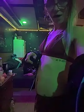 Stonermama666420 online show from 04-25-26, 01:30