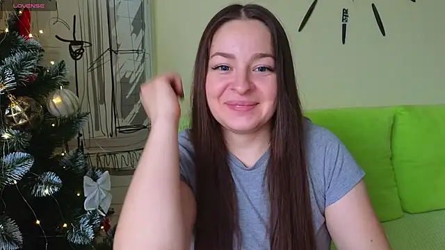 Snapshot of MissFreyaX chatting on 12-24-24, 09:17 MissFreyaX online show from 12-24-24, 09:17