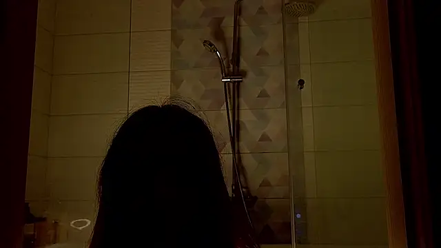 Snapshot of MissFreyaX chatting on 01-14-25, 03:15 MissFreyaX online show from 01-14-25, 03:15