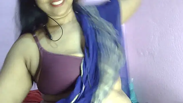 Snapshot of Suhana-sapna chatting on 12-20-25, 04:14 Suhana-sapna online show from 12-20-25, 04:14