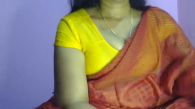 Snapshot of Suhana-sapna chatting on 02-08-26, 04:21 Suhana-sapna online show from 02-08-26, 04:21