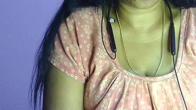 Snapshot of Suhana-sapna chatting on 02-24-26, 04:49 Suhana-sapna online show from 02-24-26, 04:49