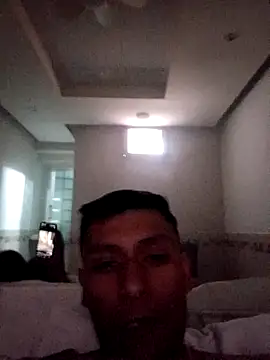 Snapshot of SiperoXxX chatting on 12-21-24, 03:42 SiperoXxX online show from 12-21-24, 03:42