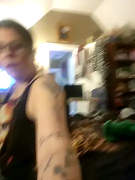 Neveah6 online show from 12-22-24, 09:53