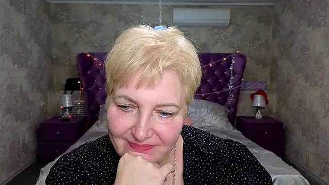Sandra Snow online show from 01-21-25, 08:21