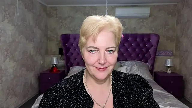 Sandra Snow online show from 02-01-25, 05:16