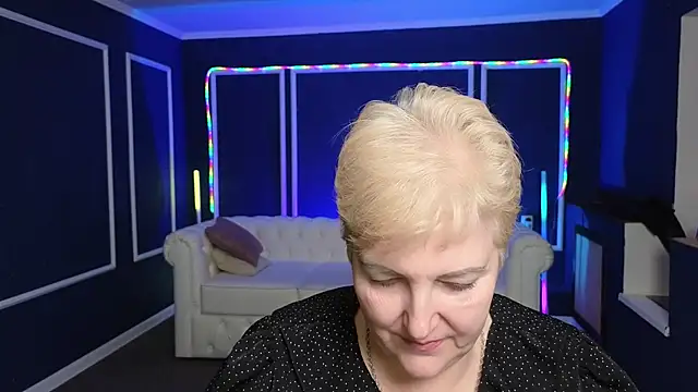 Sandra Snow online show from 02-06-25, 08:34