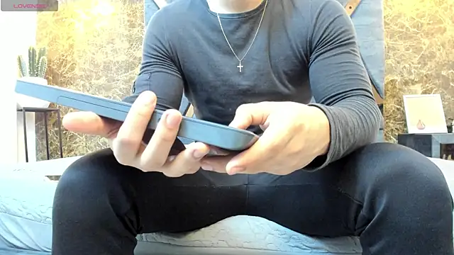 Snapshot of Flynn_Riider chatting on 02-15-25, 11:28 Flynn Riider online show from 02-15-25, 11:28