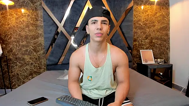 Snapshot of Flynn_Riider chatting on 02-19-25, 11:28 Flynn Riider online show from 02-19-25, 11:28