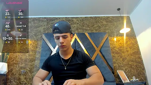 Snapshot of Flynn_Riider chatting on 02-20-25, 11:53 Flynn Riider online show from 02-20-25, 11:53