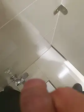 Snapshot of thanos65432 chatting on 02-18-25, 05:09 thanos65432 online show from 02-18-25, 05:09