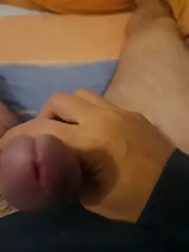 Snapshot of thanos65432 chatting on 11-25-25, 05:35 thanos65432 online show from 11-25-25, 05:35