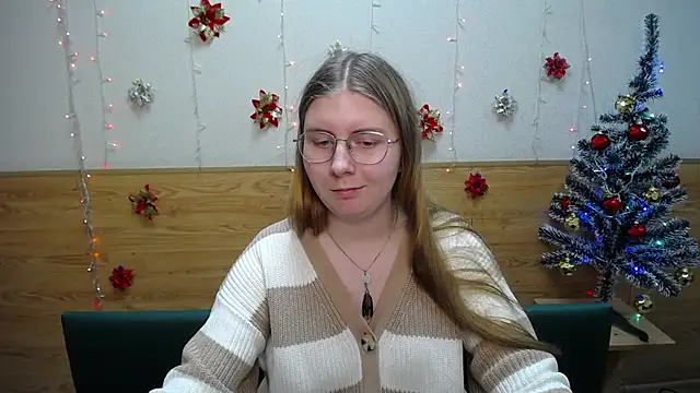 Snapshot of RysaKosaYlya chatting on 01-15-25, 09:02 RysaKosaYlya online show from 01-15-25, 09:02