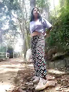 Danna-linyi online show from 12-10-24, 04:38