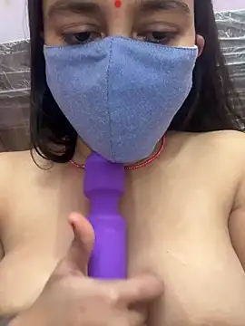 Snapshot of nehas chatting on 02-03-25, 04:10 nehas online show from 02-03-25, 04:10