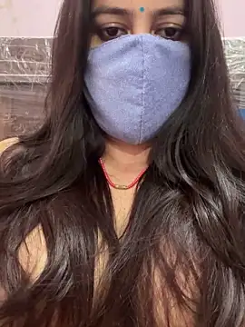 Snapshot of nehas chatting on 03-08-25, 11:58 nehas online show from 03-08-25, 11:58