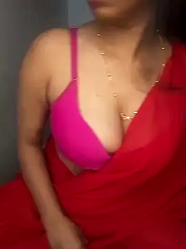 hinaa khan online show from 12-15-25, 06:45