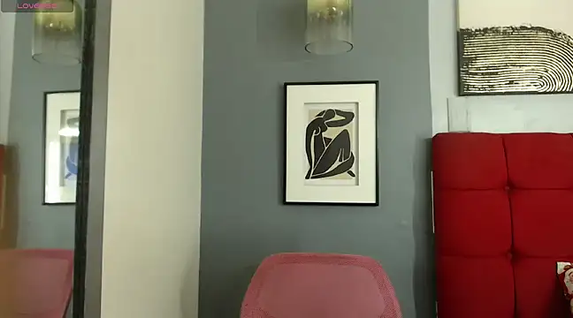  Natassia Dreams online show from 12-20-24, 12:08