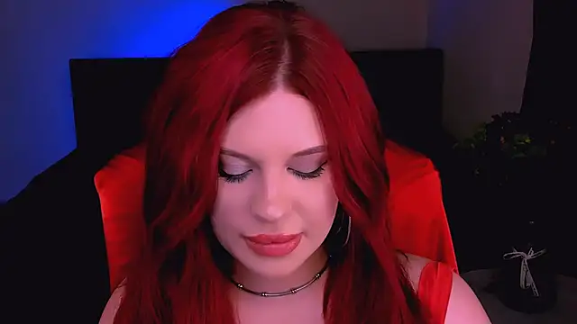 Snapshot of evaharve chatting on 12-18-25, 11:33 evaharve online show from 12-18-25, 11:33