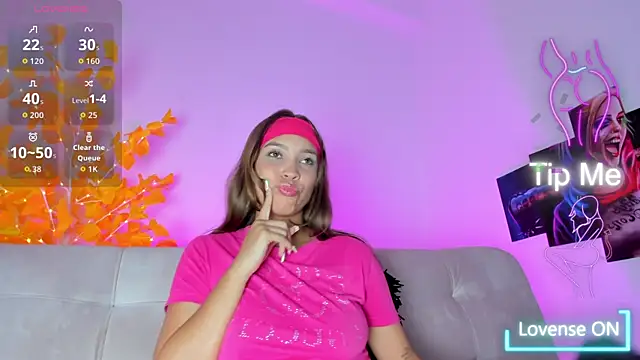 HaleyAmaya online show from 09-12-25, 07:14