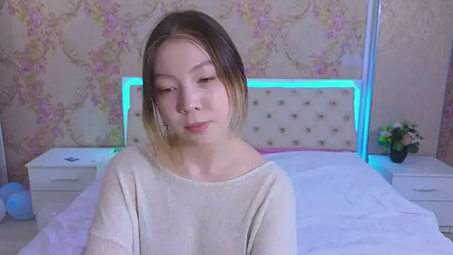 Snapshot of Babby_Rabbit chatting on 02-08-25, 12:39 Babby Rabbit online show from 02-08-25, 12:39