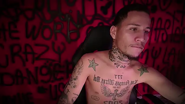 Junihn0 online show from 02-11-25, 12:27