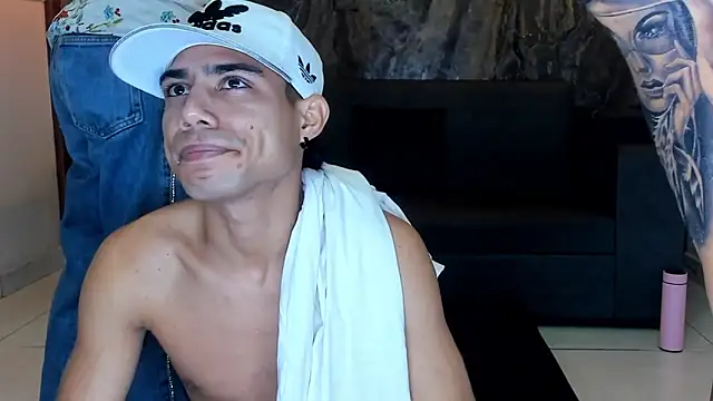 Duodreamhot online show from 12-16-24, 10:50