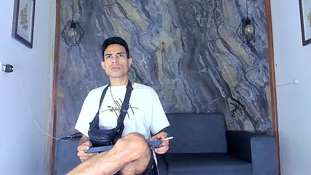 Duodreamhot online show from 01-26-25, 03:48