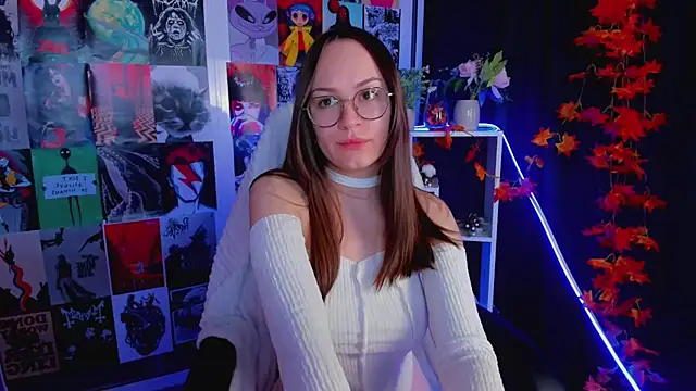 Lilly Soulmate online show from 12-24-24, 01:49