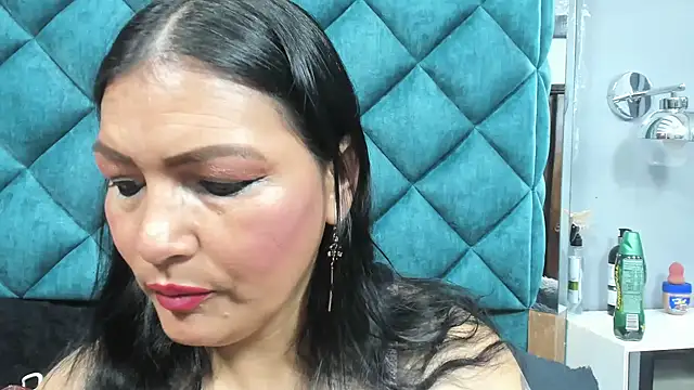 PENELOPELEWISs online show from 03-25-26, 07:42