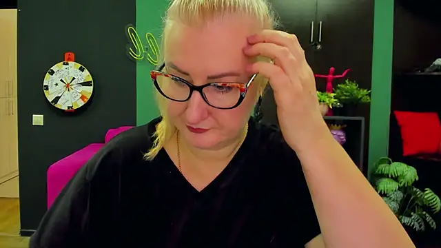 ChristyBrooks online show from 02-06-25, 12:16