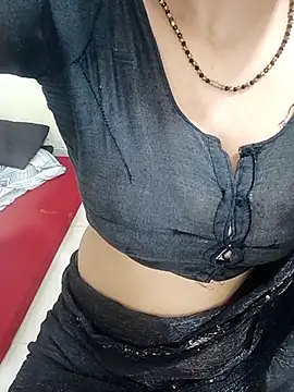 Cute-Aadhvita online show from 09-17-25, 03:24