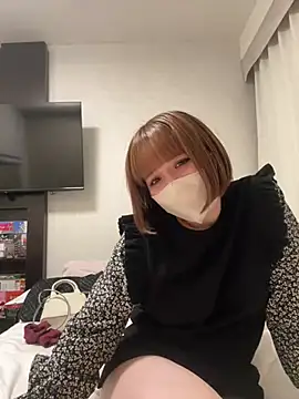 Snapshot of 2000NANA20 chatting on 12-16-24, 02:05 2000NANA20 online show from 12-16-24, 02:05